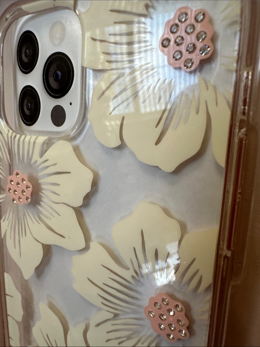 Kate Spade New York 3D Floral Rhinestone MagSafe iPhone 12 12 Pro Case NIB - Picture 3 of 5